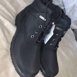 BRAND NEW FURRY WINTER BOOTIES